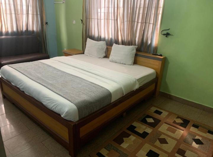 Scrolab Executive Hotels Ibadan Eksteriør bilde